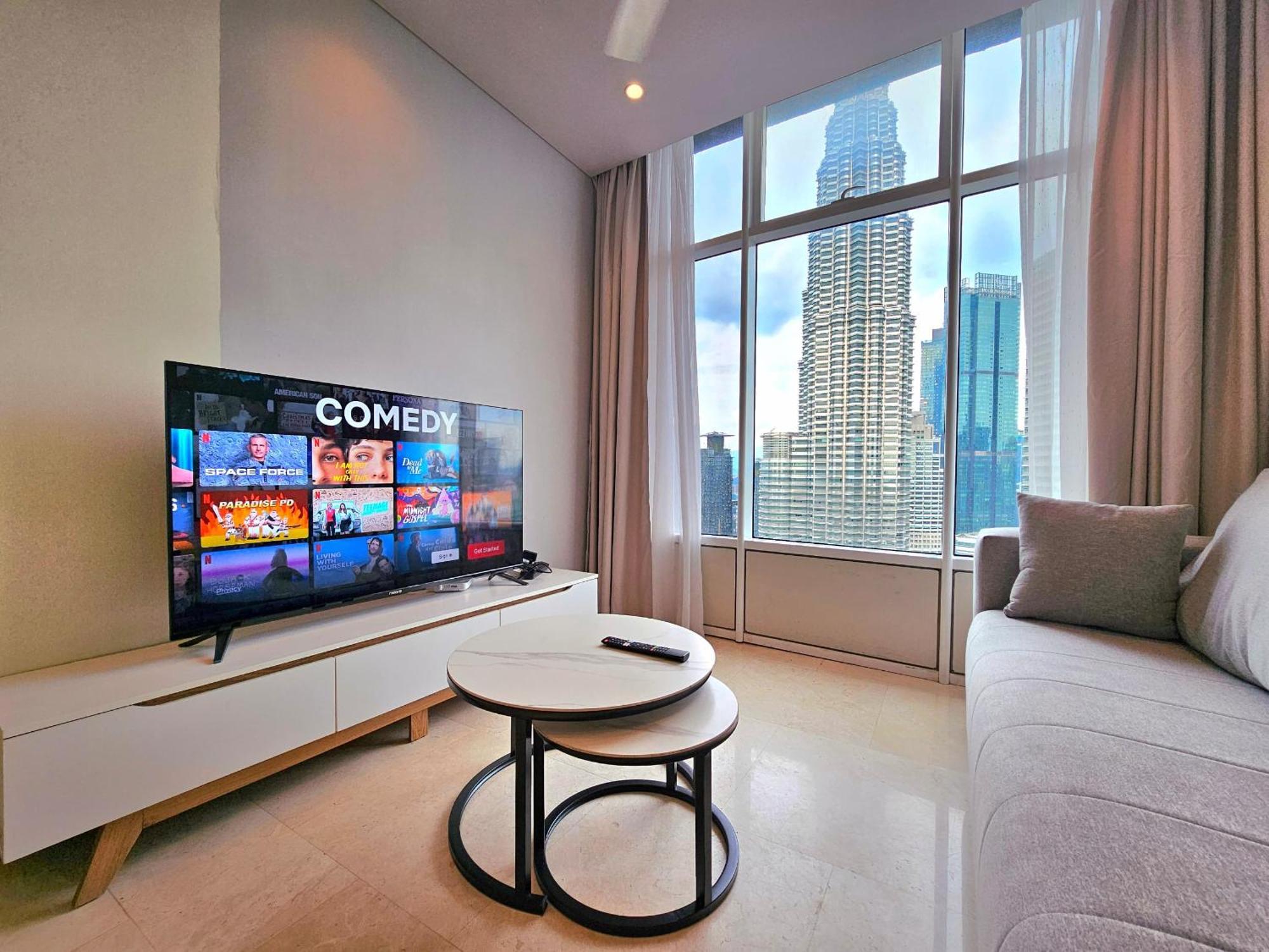 De Apartment Sky At Klcc 쿠알라룸푸르 외부 사진