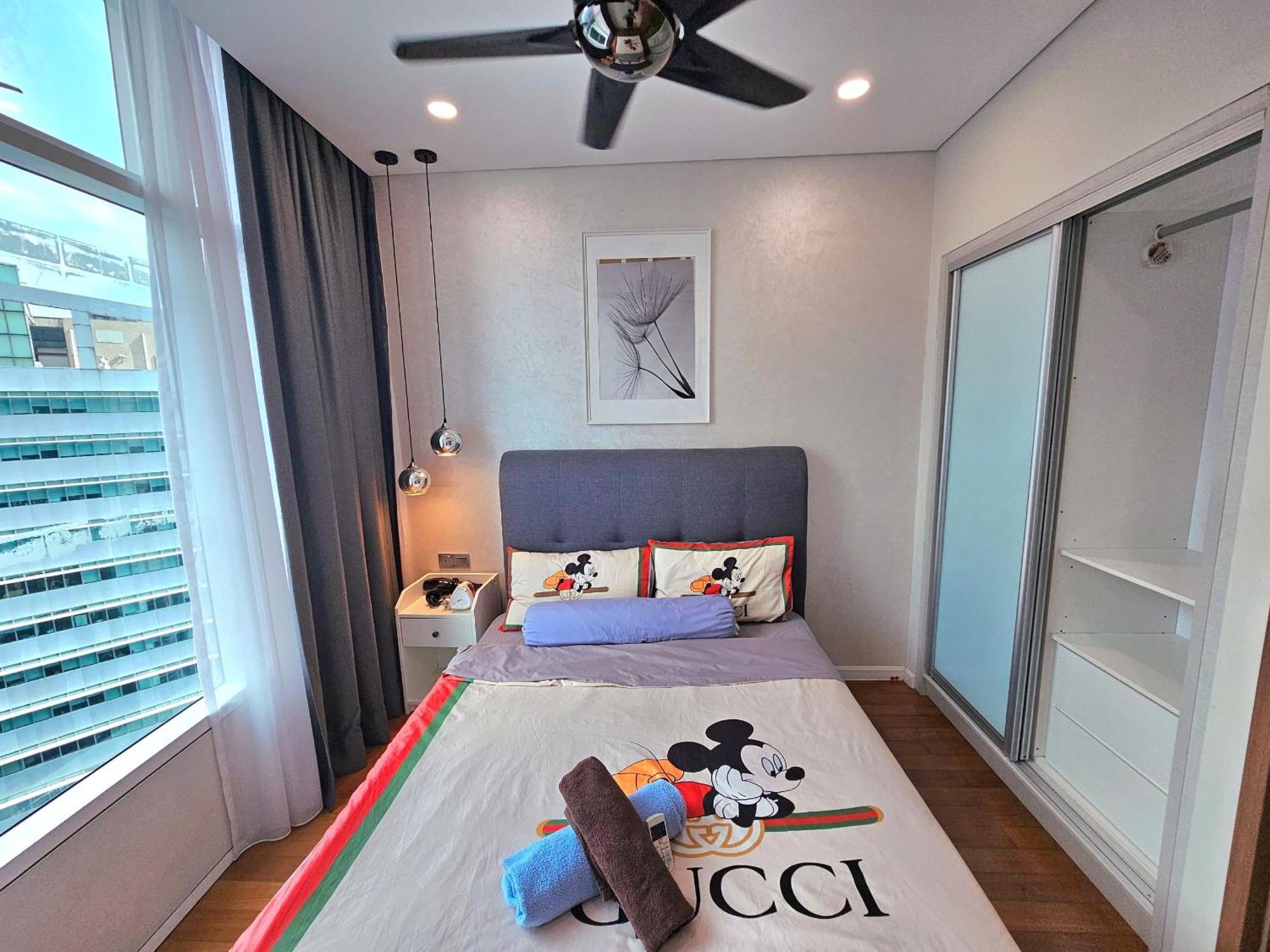 De Apartment Sky At Klcc 쿠알라룸푸르 외부 사진