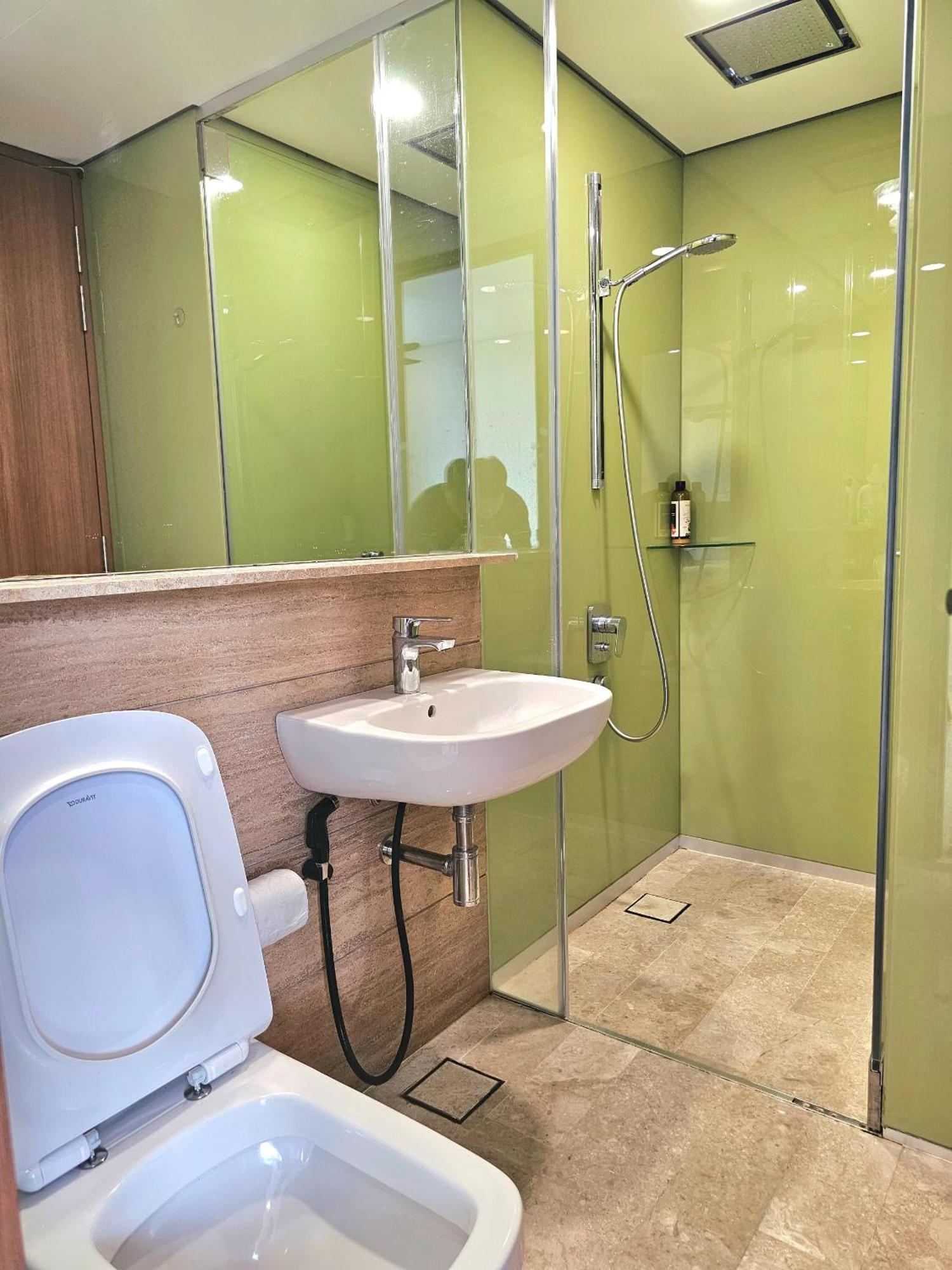 De Apartment Sky At Klcc 쿠알라룸푸르 외부 사진